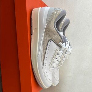 Jordan Sneakers White and Gray